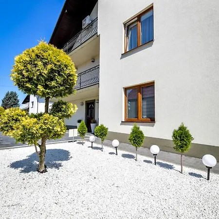 Majka Kwatera prywatna *