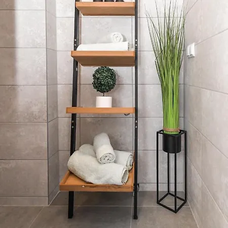 Majka Kwatera prywatna *